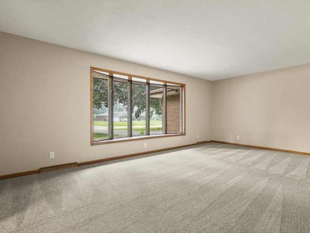 4245 Lehighton Downs, ROCKFORD, Illinois 61101, 3 Bedrooms Bedrooms, ,2 BathroomsBathrooms,House,For Sale,Lehighton Downs,202604430