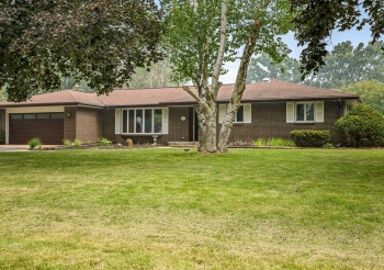 4245 Lehighton Downs, ROCKFORD, Illinois 61101, 3 Bedrooms Bedrooms, ,2 BathroomsBathrooms,House,For Sale,Lehighton Downs,202604430