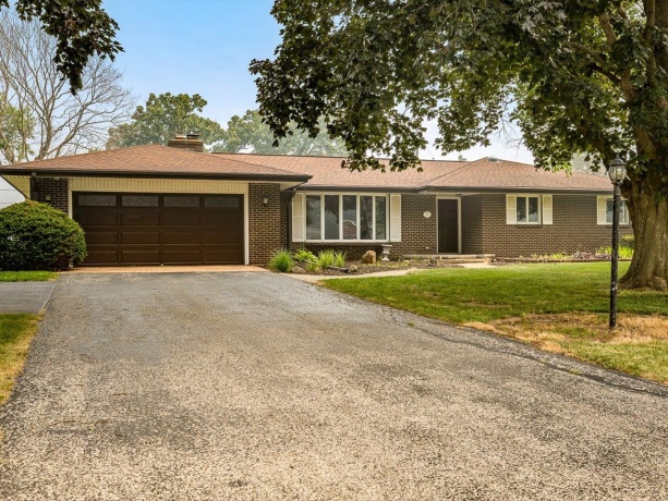 4245 Lehighton Downs, ROCKFORD, Illinois 61101, 3 Bedrooms Bedrooms, ,2 BathroomsBathrooms,House,For Sale,Lehighton Downs,202604430