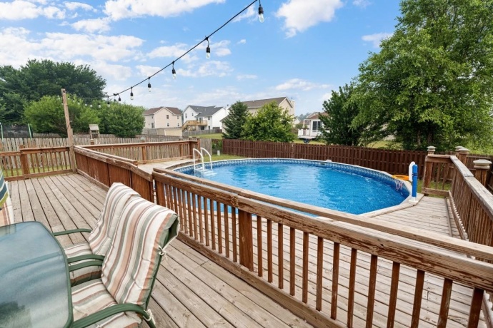 3833 DUNBURY, ROCKFORD, Illinois 61101, 4 Bedrooms Bedrooms, ,2 BathroomsBathrooms,House,For Sale,DUNBURY,202604431