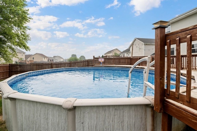 3833 DUNBURY, ROCKFORD, Illinois 61101, 4 Bedrooms Bedrooms, ,2 BathroomsBathrooms,House,For Sale,DUNBURY,202604431