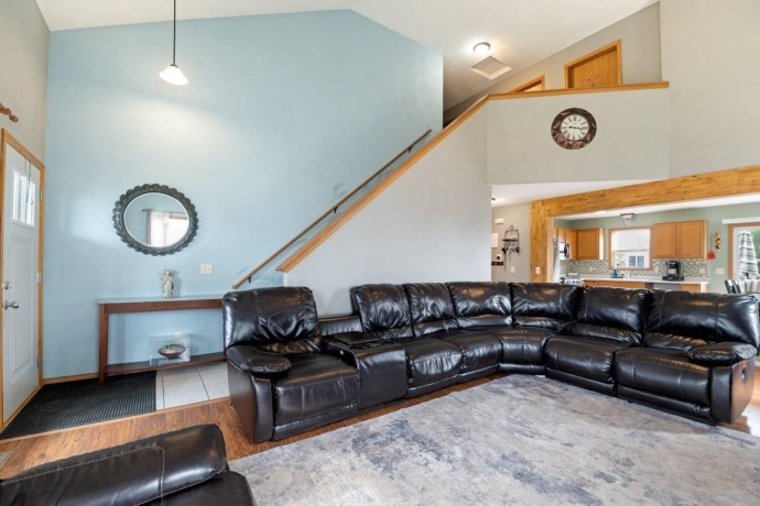 3833 DUNBURY, ROCKFORD, Illinois 61101, 4 Bedrooms Bedrooms, ,2 BathroomsBathrooms,House,For Sale,DUNBURY,202604431