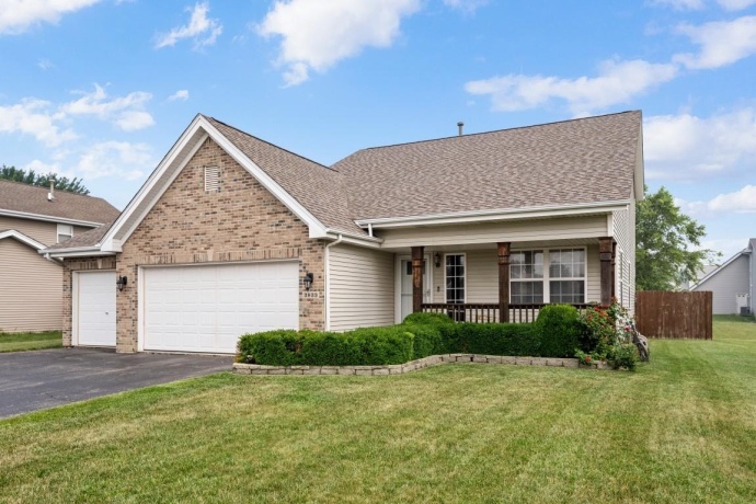 3833 DUNBURY, ROCKFORD, Illinois 61101, 4 Bedrooms Bedrooms, ,2 BathroomsBathrooms,House,For Sale,DUNBURY,202604431