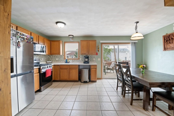 3833 DUNBURY, ROCKFORD, Illinois 61101, 4 Bedrooms Bedrooms, ,2 BathroomsBathrooms,House,For Sale,DUNBURY,202604431