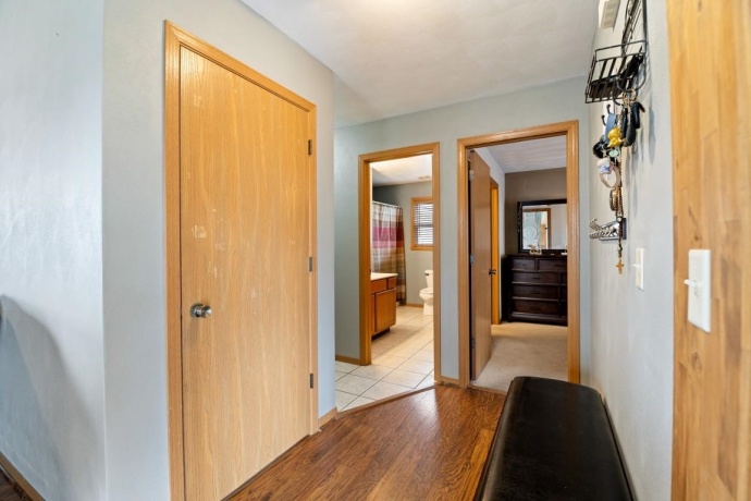 3833 DUNBURY, ROCKFORD, Illinois 61101, 4 Bedrooms Bedrooms, ,2 BathroomsBathrooms,House,For Sale,DUNBURY,202604431