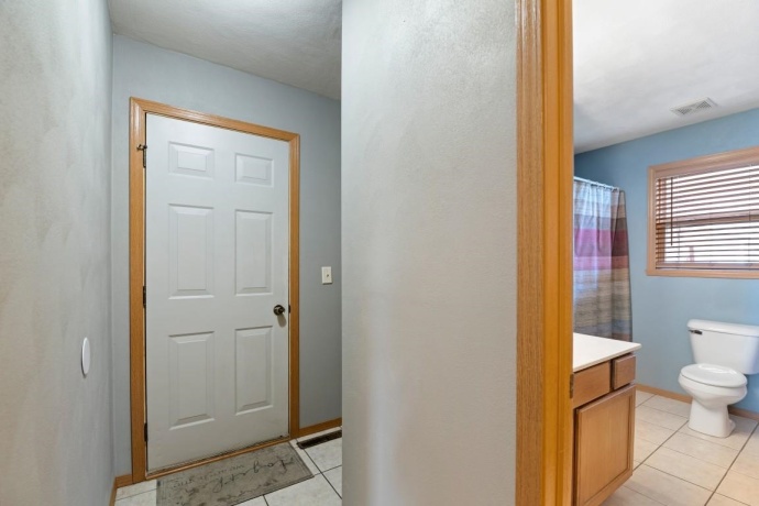 3833 DUNBURY, ROCKFORD, Illinois 61101, 4 Bedrooms Bedrooms, ,2 BathroomsBathrooms,House,For Sale,DUNBURY,202604431