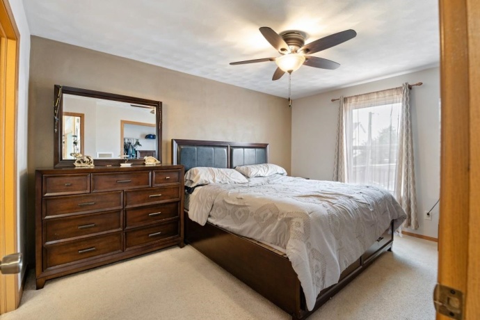 3833 DUNBURY, ROCKFORD, Illinois 61101, 4 Bedrooms Bedrooms, ,2 BathroomsBathrooms,House,For Sale,DUNBURY,202604431