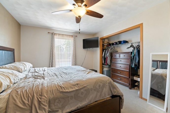 3833 DUNBURY, ROCKFORD, Illinois 61101, 4 Bedrooms Bedrooms, ,2 BathroomsBathrooms,House,For Sale,DUNBURY,202604431