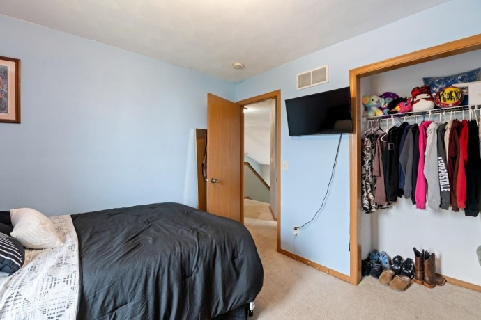 3833 DUNBURY, ROCKFORD, Illinois 61101, 4 Bedrooms Bedrooms, ,2 BathroomsBathrooms,House,For Sale,DUNBURY,202604431