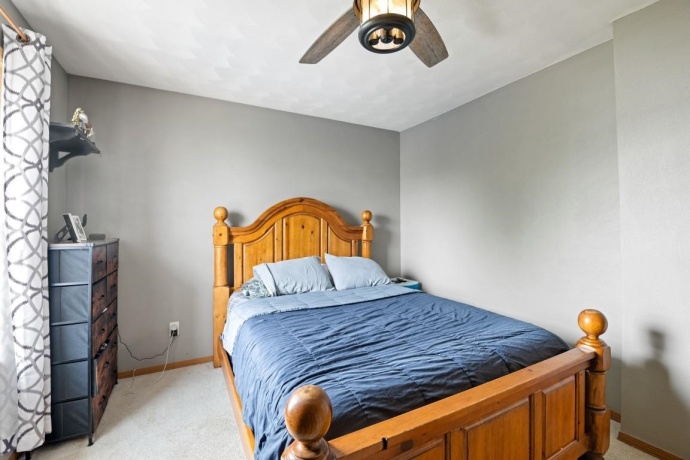 3833 DUNBURY, ROCKFORD, Illinois 61101, 4 Bedrooms Bedrooms, ,2 BathroomsBathrooms,House,For Sale,DUNBURY,202604431