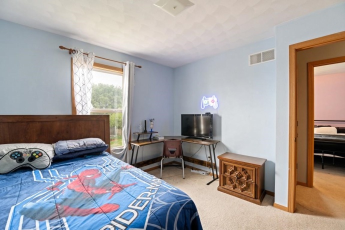 3833 DUNBURY, ROCKFORD, Illinois 61101, 4 Bedrooms Bedrooms, ,2 BathroomsBathrooms,House,For Sale,DUNBURY,202604431