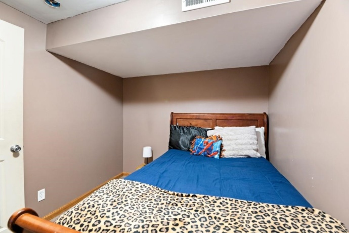 3833 DUNBURY, ROCKFORD, Illinois 61101, 4 Bedrooms Bedrooms, ,2 BathroomsBathrooms,House,For Sale,DUNBURY,202604431