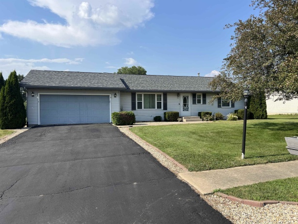 211 FOREST, KIRKLAND, Illinois 60146, 3 Bedrooms Bedrooms, ,1 BathroomBathrooms,House,For Sale,FOREST,202604434