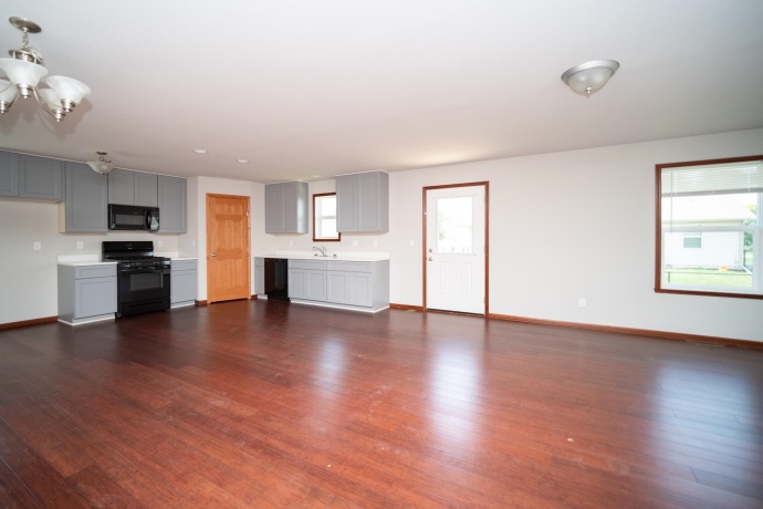 902 Foley, BELVIDERE, Illinois 61008, 3 Bedrooms Bedrooms, ,2 BathroomsBathrooms,House,For Sale,Foley,202604436