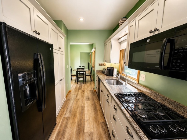 7328 Kinnikinnick, ROSCOE, Illinois 61073, 4 Bedrooms Bedrooms, ,3 BathroomsBathrooms,House,For Sale,Kinnikinnick,202604437