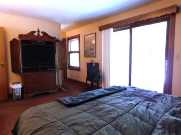 113 Queensbury Place NE, POPLAR GROVE, Illinois 60165, 3 Bedrooms Bedrooms, ,2 BathroomsBathrooms,House,For Sale,Queensbury Place NE,202604438