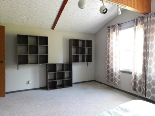 113 Queensbury Place NE, POPLAR GROVE, Illinois 60165, 3 Bedrooms Bedrooms, ,2 BathroomsBathrooms,House,For Sale,Queensbury Place NE,202604438