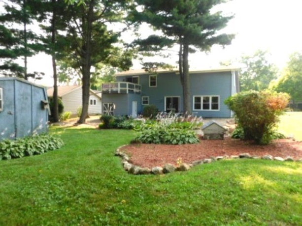 113 Queensbury Place NE, POPLAR GROVE, Illinois 60165, 3 Bedrooms Bedrooms, ,2 BathroomsBathrooms,House,For Sale,Queensbury Place NE,202604438