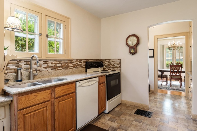 1612 Westchester, ROCKFORD, Illinois 61107, 3 Bedrooms Bedrooms, ,1 BathroomBathrooms,House,For Sale,Westchester,202604440