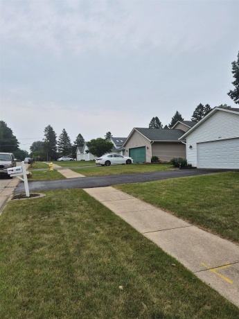 5685 ALMA, ROCKFORD, Illinois 61108, 4 Bedrooms Bedrooms, ,3 BathroomsBathrooms,House,For Sale,ALMA,202604441