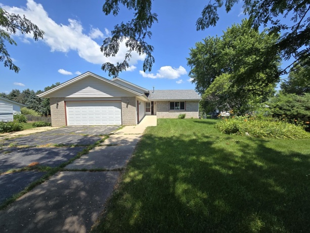 6984 Squaw Prairie, BELVIDERE, Illinois 61008, 3 Bedrooms Bedrooms, ,3 BathroomsBathrooms,House,For Sale,Squaw Prairie,202604445