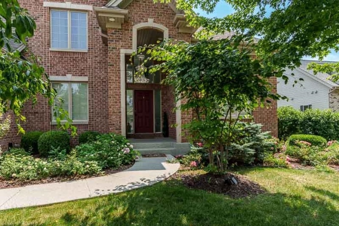 1695 DIVINE, ROCKFORD, Illinois 61107, 5 Bedrooms Bedrooms, ,3 BathroomsBathrooms,House,For Sale,DIVINE,202604446