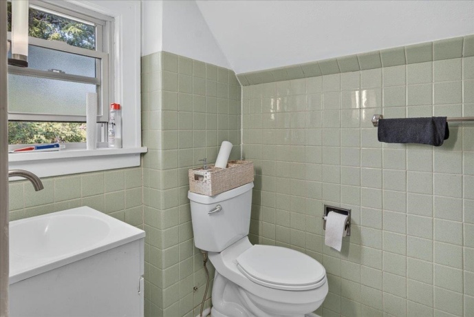 516 River, BELVIDERE, Illinois 61008, 3 Bedrooms Bedrooms, ,1 BathroomBathrooms,House,For Sale,River,202604450