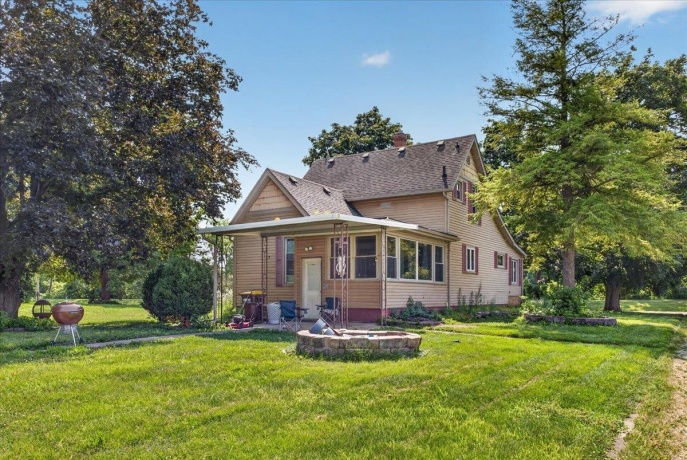 516 River, BELVIDERE, Illinois 61008, 3 Bedrooms Bedrooms, ,1 BathroomBathrooms,House,For Sale,River,202604450