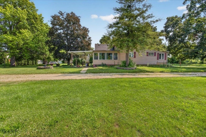 516 River, BELVIDERE, Illinois 61008, 3 Bedrooms Bedrooms, ,1 BathroomBathrooms,House,For Sale,River,202604450