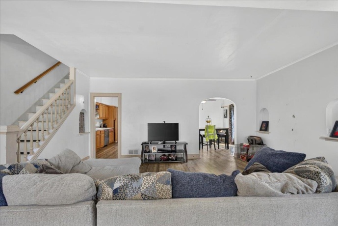 516 River, BELVIDERE, Illinois 61008, 3 Bedrooms Bedrooms, ,1 BathroomBathrooms,House,For Sale,River,202604450