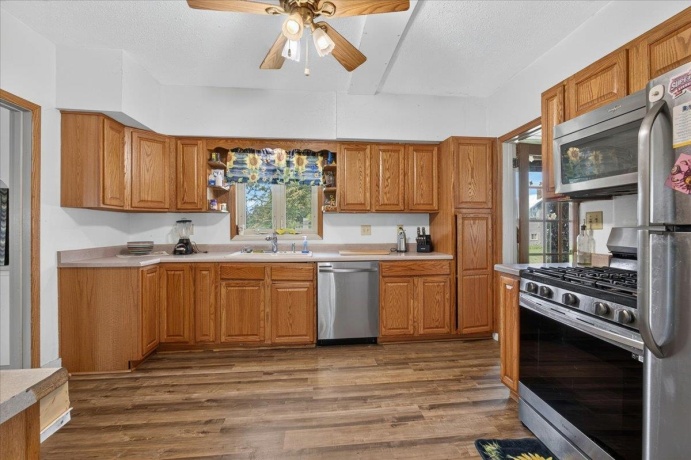 516 River, BELVIDERE, Illinois 61008, 3 Bedrooms Bedrooms, ,1 BathroomBathrooms,House,For Sale,River,202604450