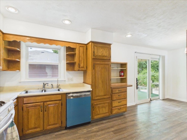 4315 Dempster, ROCKFORD, Illinois 61108, 3 Bedrooms Bedrooms, ,2 BathroomsBathrooms,House,For Sale,Dempster,202604451