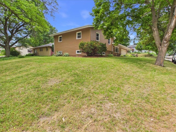4315 Dempster, ROCKFORD, Illinois 61108, 3 Bedrooms Bedrooms, ,2 BathroomsBathrooms,House,For Sale,Dempster,202604451