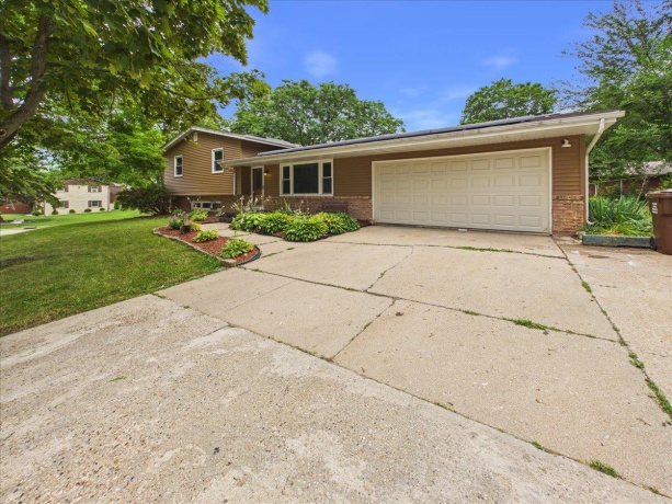 4315 Dempster, ROCKFORD, Illinois 61108, 3 Bedrooms Bedrooms, ,2 BathroomsBathrooms,House,For Sale,Dempster,202604451