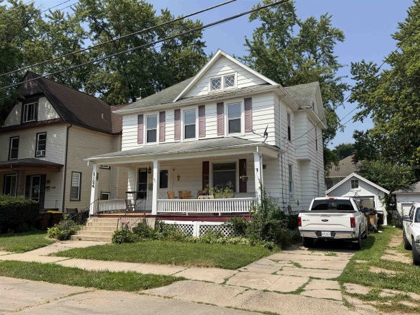 1124 State, FREEPORT, Illinois 61032, 4 Bedrooms Bedrooms, ,2 BathroomsBathrooms,House,For Sale,State,202604452