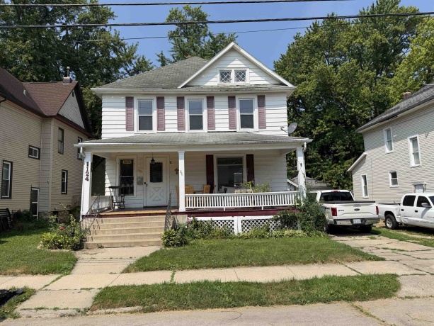 1124 State, FREEPORT, Illinois 61032, 4 Bedrooms Bedrooms, ,2 BathroomsBathrooms,House,For Sale,State,202604452