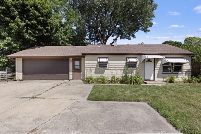 2117 Alpine, ROCKFORD, Illinois 61107, 3 Bedrooms Bedrooms, ,1 BathroomBathrooms,House,For Sale,Alpine,202604454
