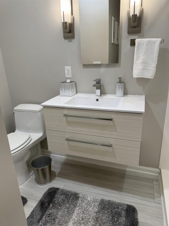 615 Woodbridge, FREEPORT, Illinois 61032, 2 Bedrooms Bedrooms, ,1 BathroomBathrooms,Condominium,For Sale,Woodbridge,202604455