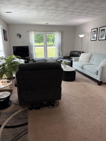 615 Woodbridge, FREEPORT, Illinois 61032, 2 Bedrooms Bedrooms, ,1 BathroomBathrooms,Condominium,For Sale,Woodbridge,202604455