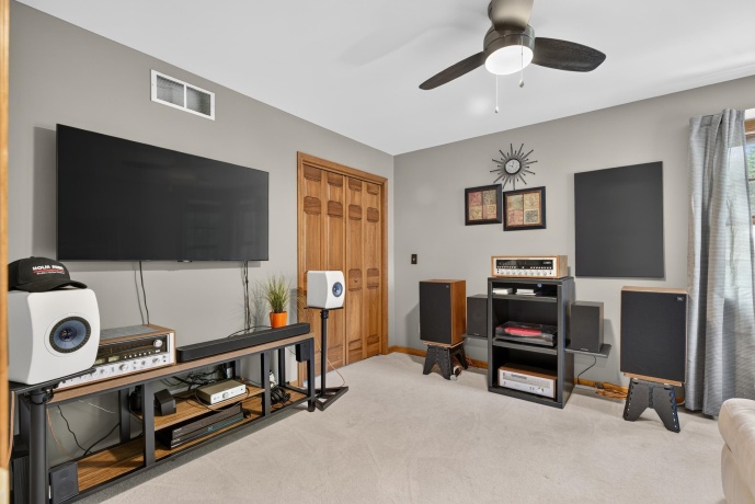 2841 Emerald, OTTAWA, Illinois 61350, 4 Bedrooms Bedrooms, ,2 BathroomsBathrooms,House,For Sale,Emerald,202604458