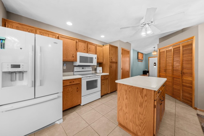 14624 Joseph, SOUTH BELOIT, Illinois 61080, 3 Bedrooms Bedrooms, ,2 BathroomsBathrooms,House,For Sale,Joseph,202604459