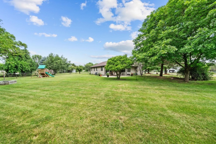 14624 Joseph, SOUTH BELOIT, Illinois 61080, 3 Bedrooms Bedrooms, ,2 BathroomsBathrooms,House,For Sale,Joseph,202604459