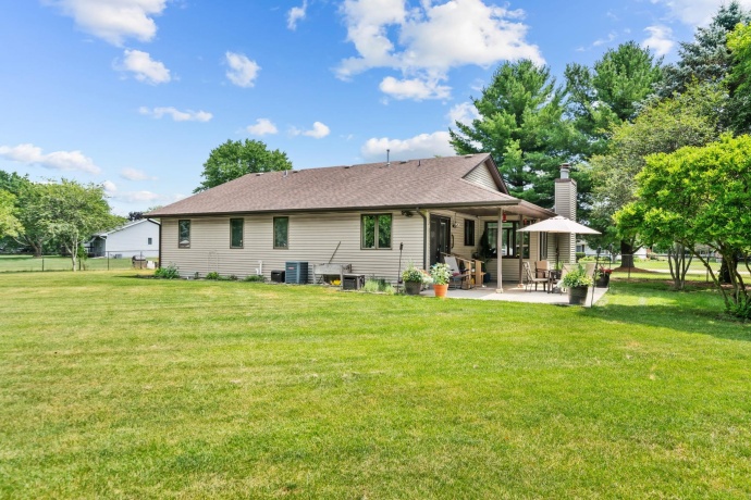 14624 Joseph, SOUTH BELOIT, Illinois 61080, 3 Bedrooms Bedrooms, ,2 BathroomsBathrooms,House,For Sale,Joseph,202604459
