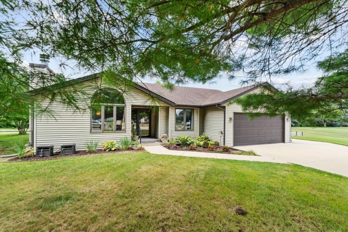 14624 Joseph, SOUTH BELOIT, Illinois 61080, 3 Bedrooms Bedrooms, ,2 BathroomsBathrooms,House,For Sale,Joseph,202604459