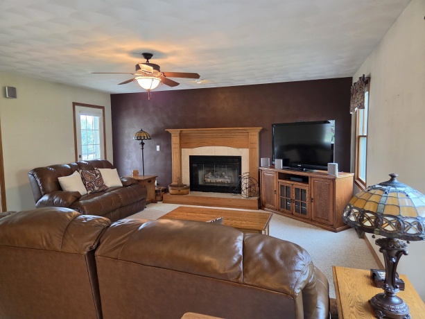 6628 Lindbloom, CHERRY VALLEY, Illinois 61016, 4 Bedrooms Bedrooms, ,2 BathroomsBathrooms,House,For Sale,Lindbloom,202604460