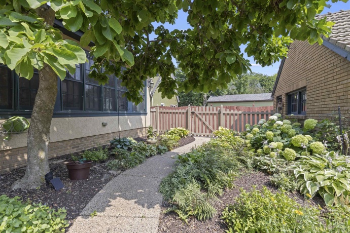 519 ROBERT, ROCKFORD, Illinois 61107, 3 Bedrooms Bedrooms, ,1 BathroomBathrooms,House,For Sale,ROBERT,202604462