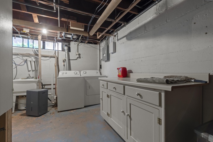 519 ROBERT, ROCKFORD, Illinois 61107, 3 Bedrooms Bedrooms, ,1 BathroomBathrooms,House,For Sale,ROBERT,202604462