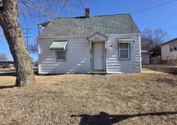 2802 8th St, ROCKFORD, Illinois 61109, 3 Bedrooms Bedrooms, ,1 BathroomBathrooms,House,For Sale,8th St,202603208