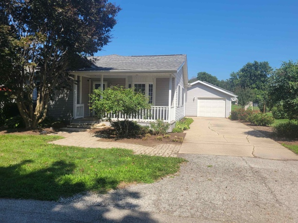303 Prairie St, SPRING VALLEY, Illinois 61362, 2 Bedrooms Bedrooms, ,1 BathroomBathrooms,House,For Sale,Prairie St,202604464