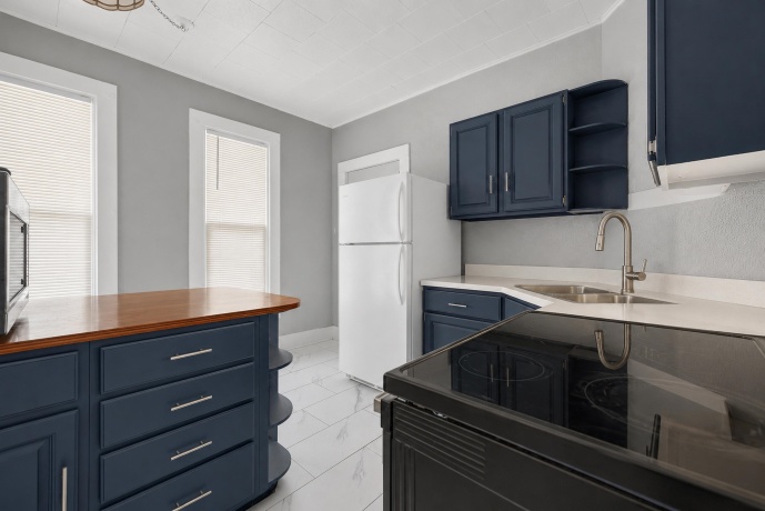 615 15th, ROCKFORD, Illinois 61104, 2 Bedrooms Bedrooms, ,1 BathroomBathrooms,House,For Sale,15th,202604468